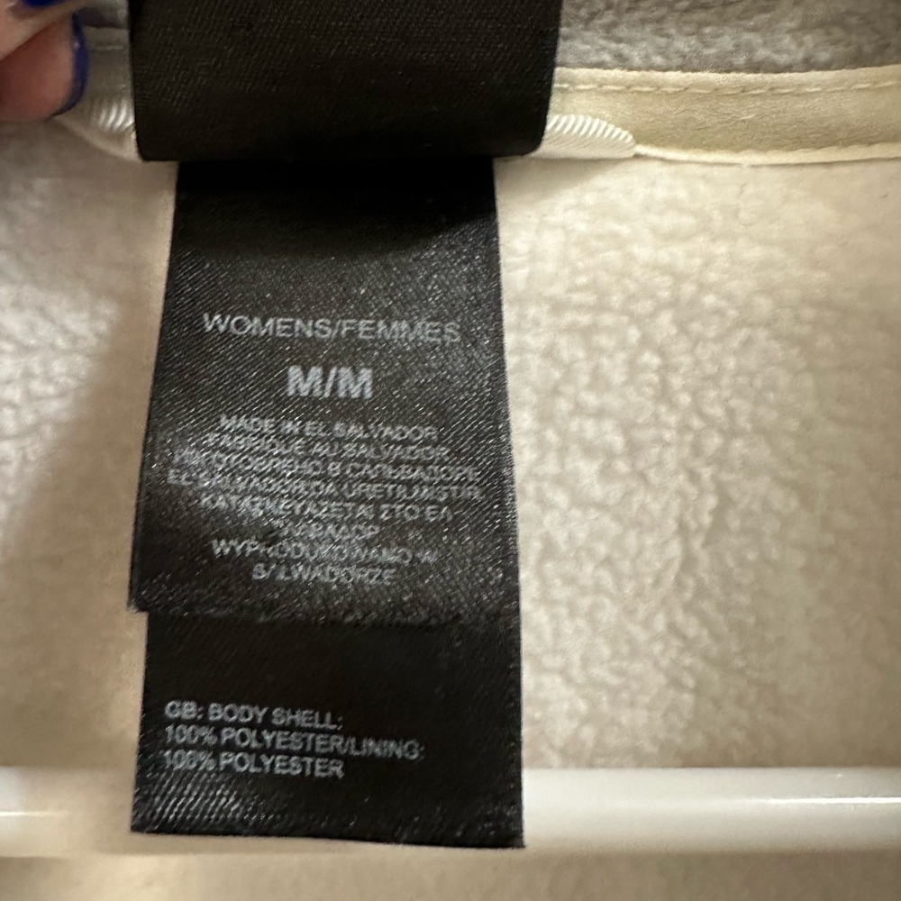 Gray and White Fleece North Face Jacket - Picture 4 of 4